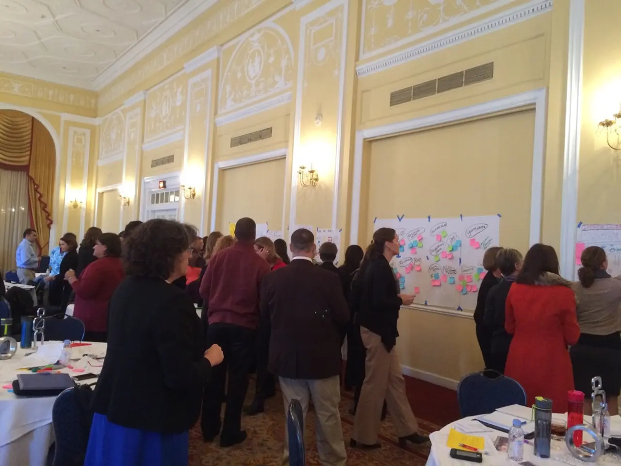 Trump Promises to Eliminate 'Progressive' Exhibits from Smithsonian Museums