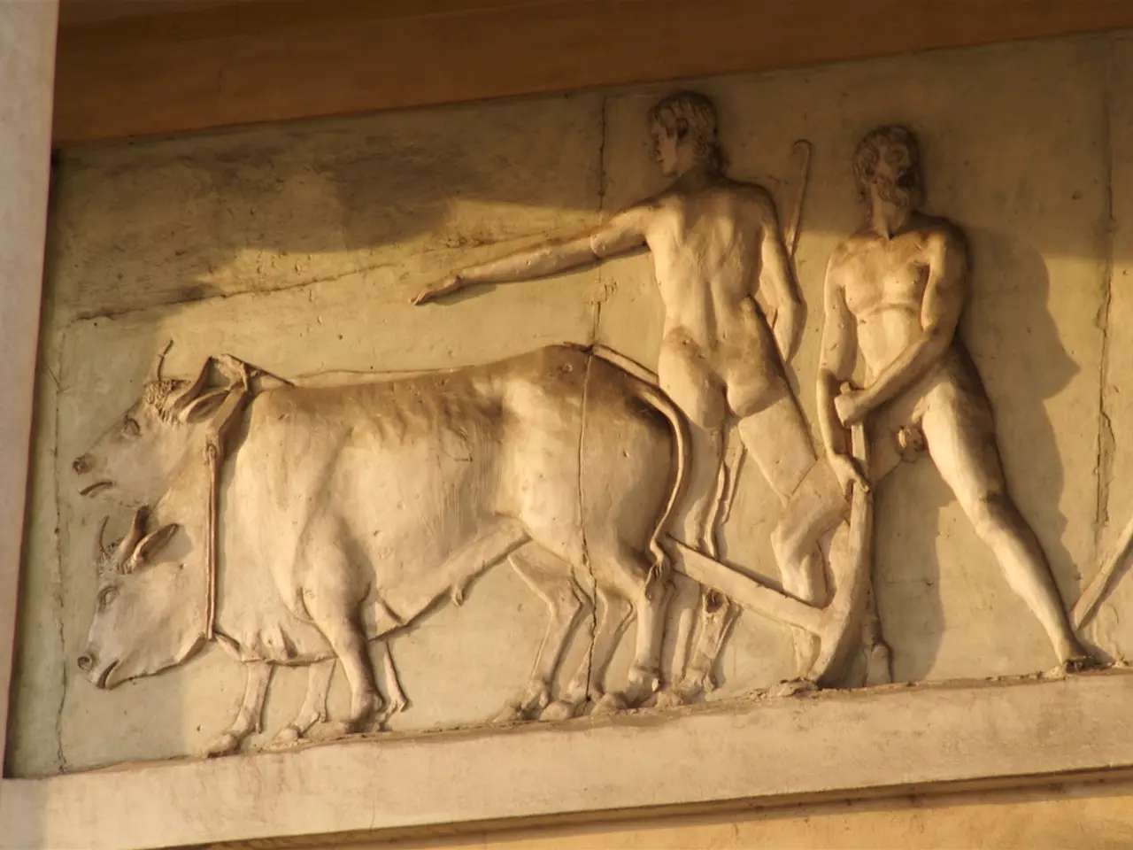 Ancient Cow Tooth Reshapes Understanding of Stonehenge's Past