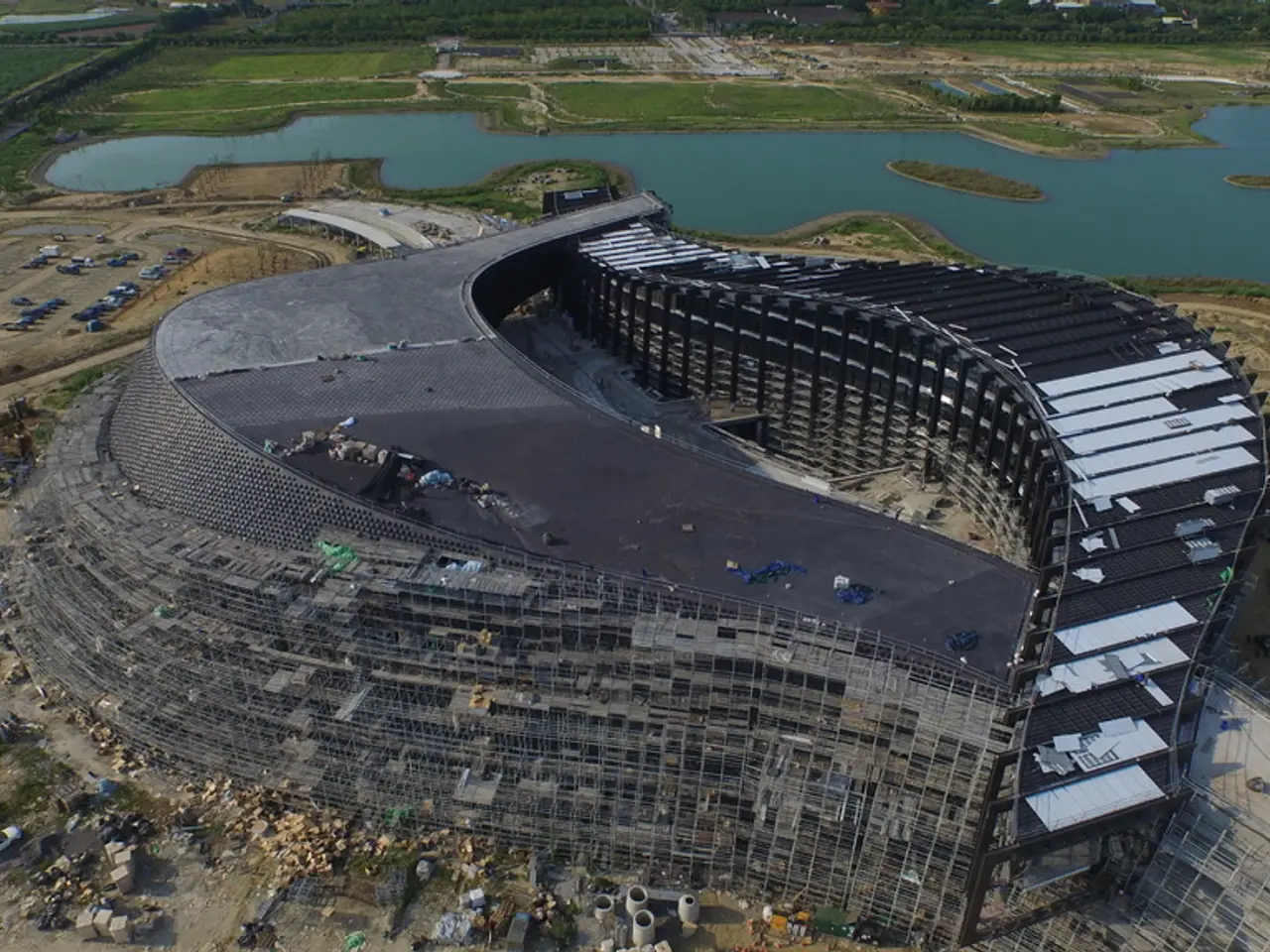 Water main burst on Werler Straße in Hamm