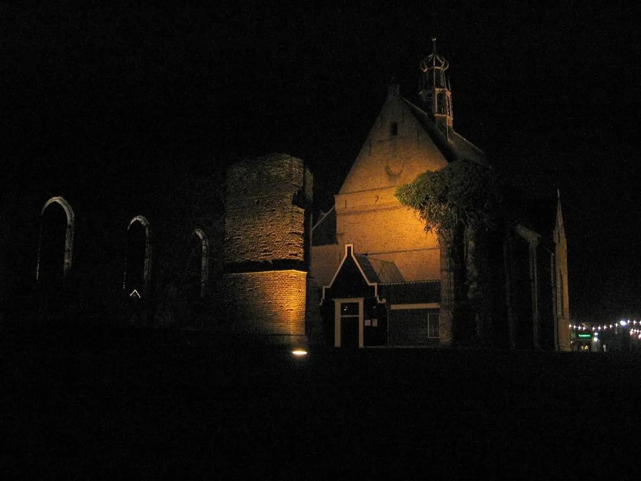 Interpreting Dreams About Violence: Significance and Origins of Nightly Visions