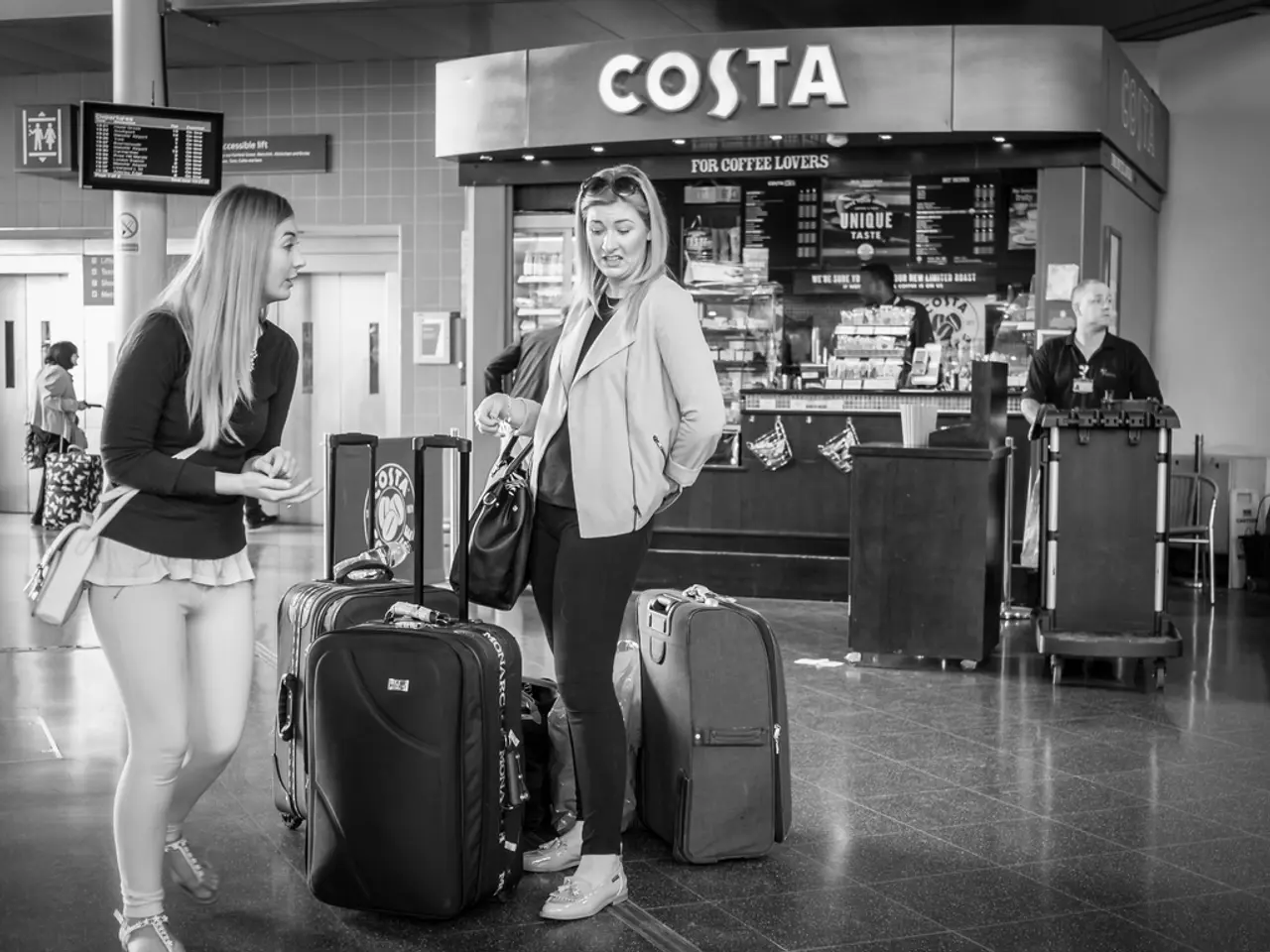 Young laborers swear allegiance at Gießen Customs Office
