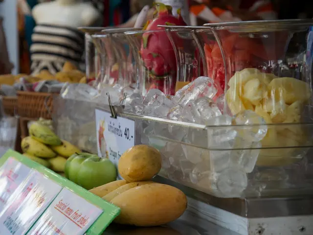 Thirteen tips for relieving throat irritation: A look at homemade solutions and additional advice