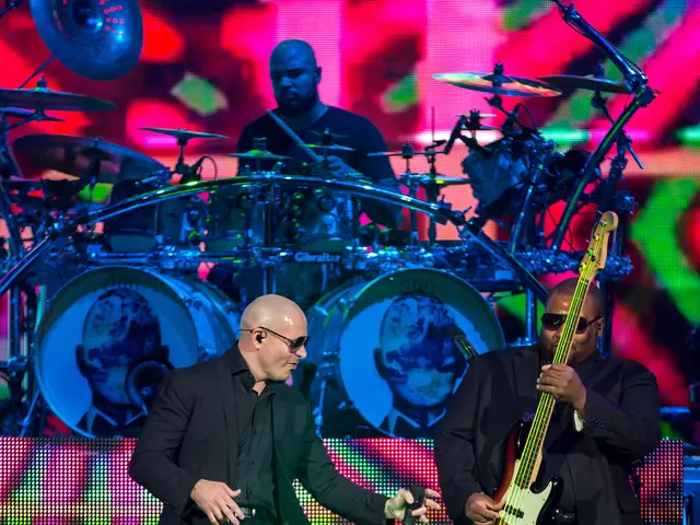 Live Entertainment Updates: Blake at Ole Red, Farewell to 'Beatles Love' in Las Vegas