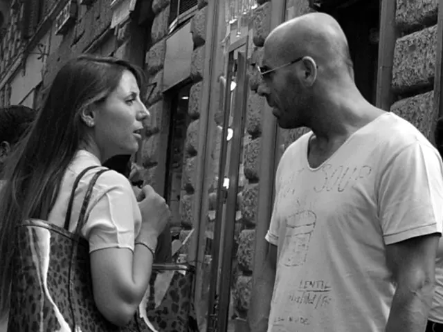 A stranger sexually assaulted a 21-year-old woman at Charlottenplatz.