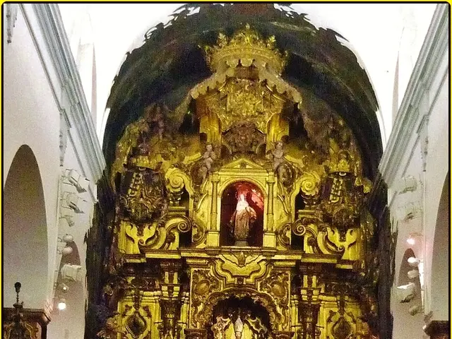 Top 13 Minimalist Interior Designers I'm Keeping Tabs On for Ideas to Spruce Up My Rooms