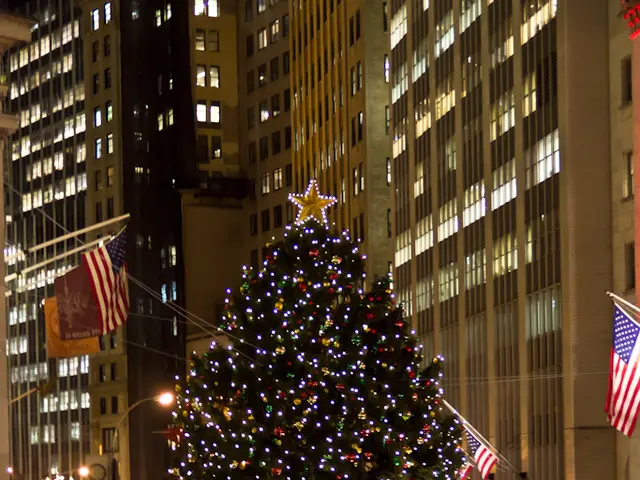 Report respond: Mayor remains unaided in abstaining from issuing a prohibition decree for a...