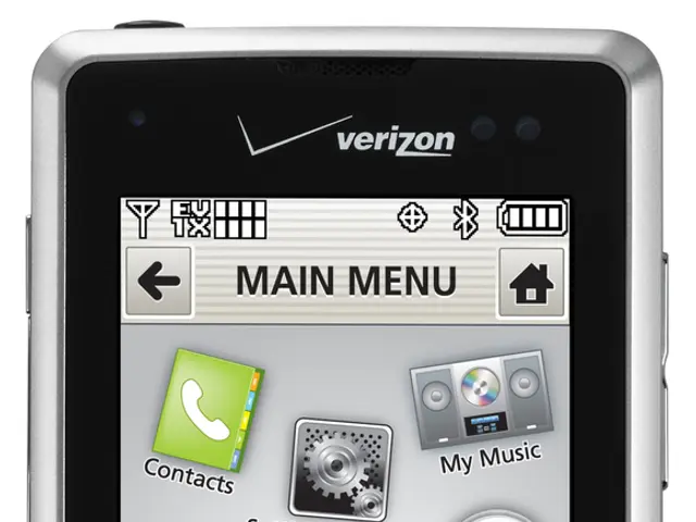 Uncovered Android Vulnerability: Hidden Application Capable of Infiltrating Banking Apps
