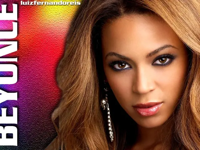 "Hollywood veteran Rihanna commemorates two decades in the industry: Posts an emotional message to...