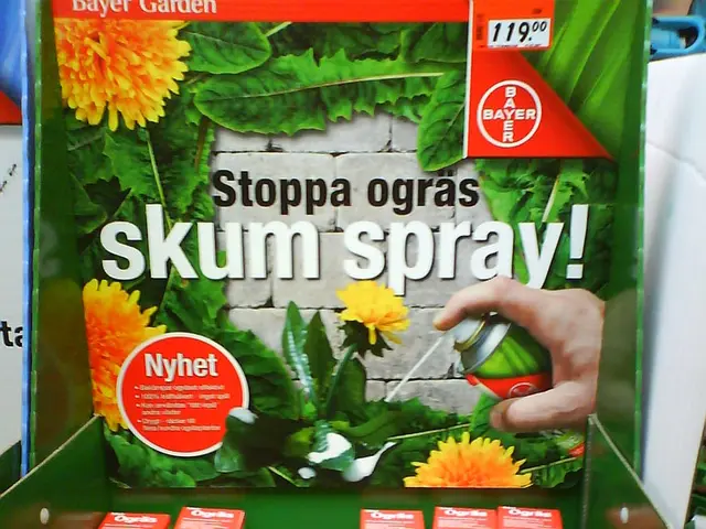 Tent filled with pepper spray leaves 18 people hurt