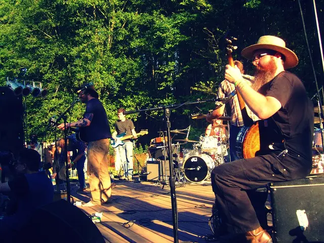 Crafting Tunes in a Heating Climate