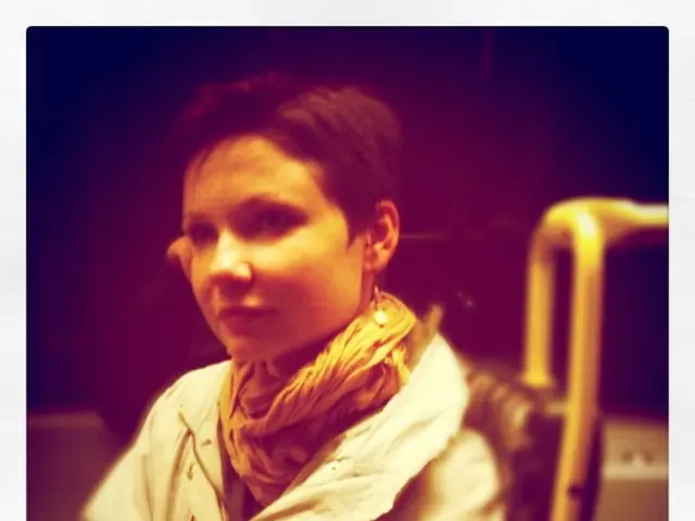 Hungarian-Polish Theft of Toothbrushes