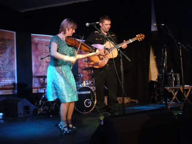 Dusseldorf's Second Staging of Romeo and Juliet - Love Takes Center Stage