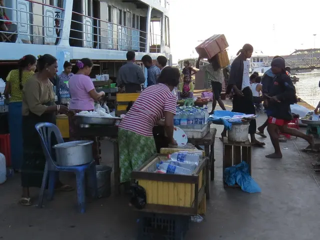 Russian President Vladimir Putin has moved the assets of Air Liquide in the country to M-Logistics.