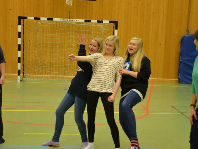 Conflict Arising from Short-term Successes versus Long-term Aims