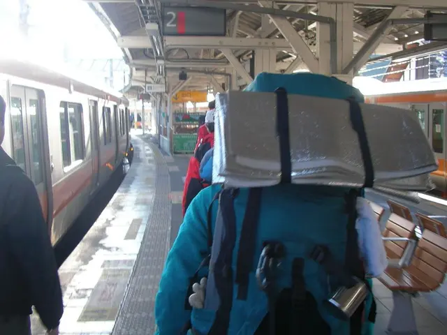 Service disruptions at Bruchsal station: Delays and confusion for passengers