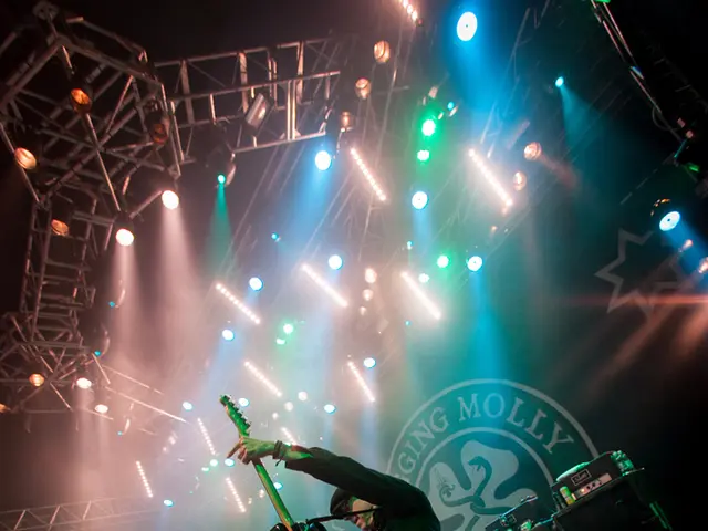 Saturday-night entertainment shifts on RTL with a fresh show hosted by Stefan Raab and Elton