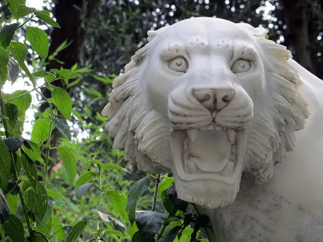 Genealogy of Heroic Lineage: Tracing the Ancestry of the Legendary Hercules