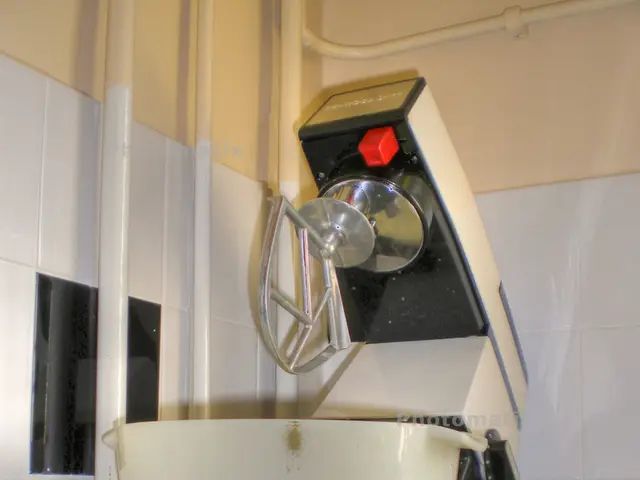 Improving Visibility in Mix-and-Match Cloud Scenarios