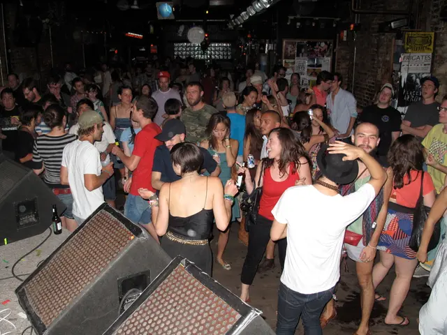 Cryptocurrency exchange Coinbase establishes a four-year alliance with esports organization Team...