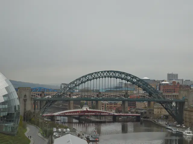 Solar industry confronts a challenging slope