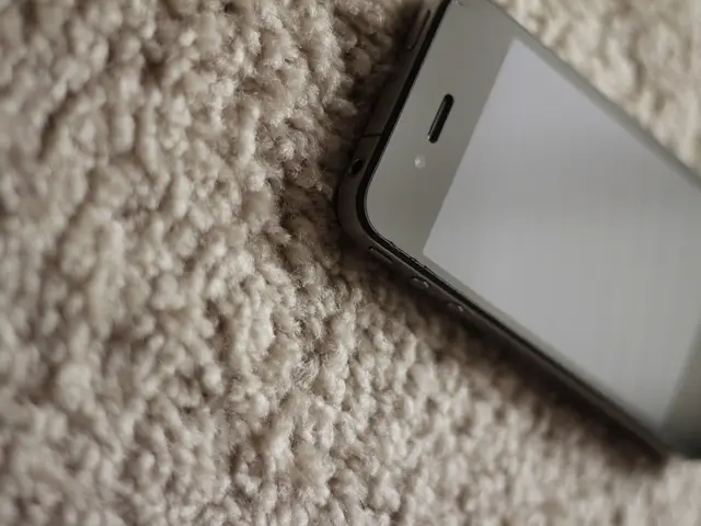 World-first 5-band Remote Radio Unit (RRU) commercially launched by ZTE and MTN