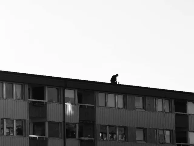 Unidentified individual vandalizes numerous items with splashes of paint in Heidelberg