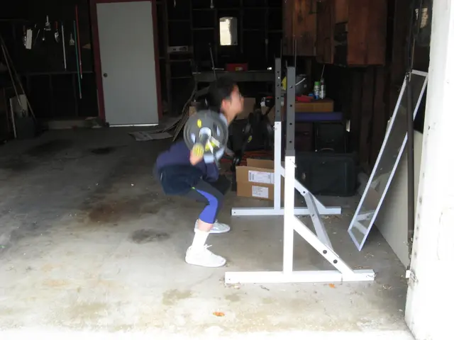 Fitness enthusiast specializing in strength training praises a 15-minute barre exercise program,...