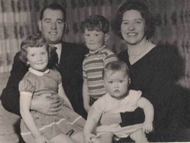 Dynasties of 25 Prestigious Entertainment Families, Continuously Influencing the Showbiz World...