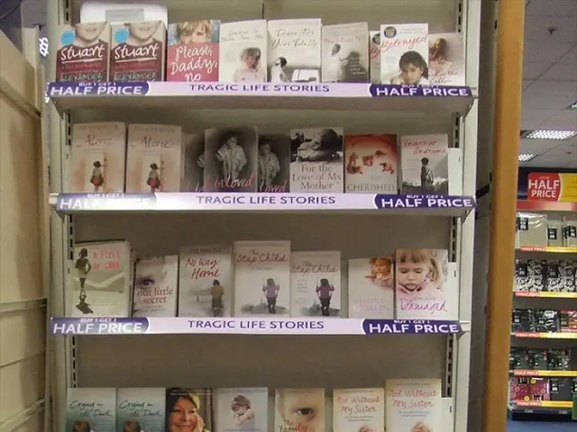 someone forcefully entered a kiosk, and bystanders with information about the incident are sought...