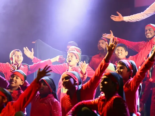 Embrace the holiday cheer with a variety of in-game costumes to experiment with