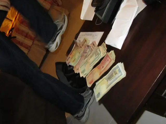 Elderly man Hattinger, aged 91, has been handed over to a culprit accused of fraud by Polish law...