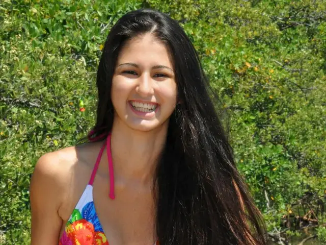 Elizabeth Hurley openly discloses her unorthodox fitness routine