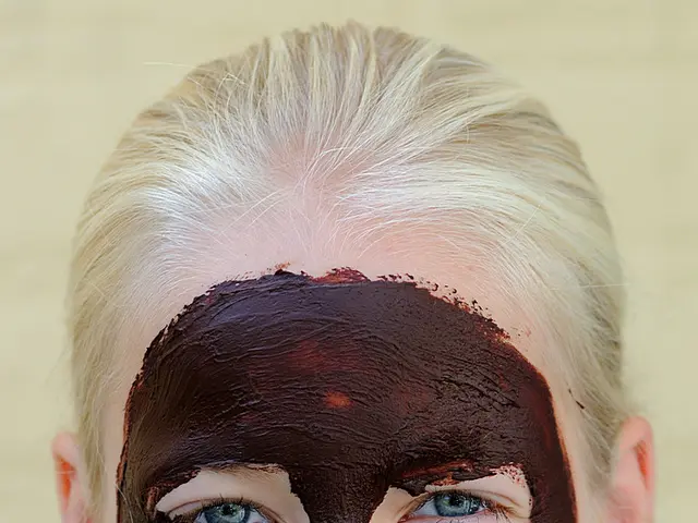 Skincare Treatment, Signs and Trustworthy Products Recommended by Skin Care Experts