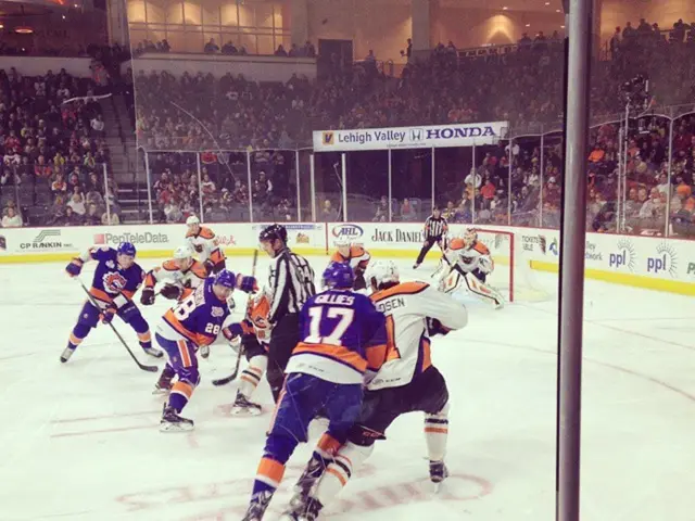 Holy Cross Hockey Legend, Patrick Rissmiller, Honored with Jersey Retirement First in School...