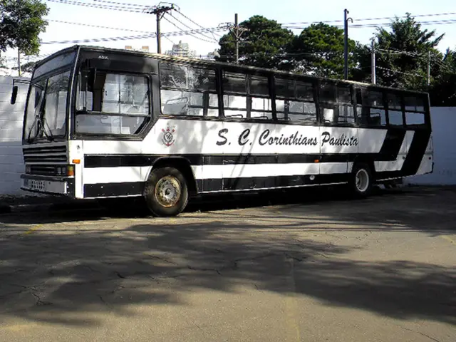 United Kingdom: Alexander Dennis Tests Electrical Bus Model Enviro100EV with Go-Coach Body