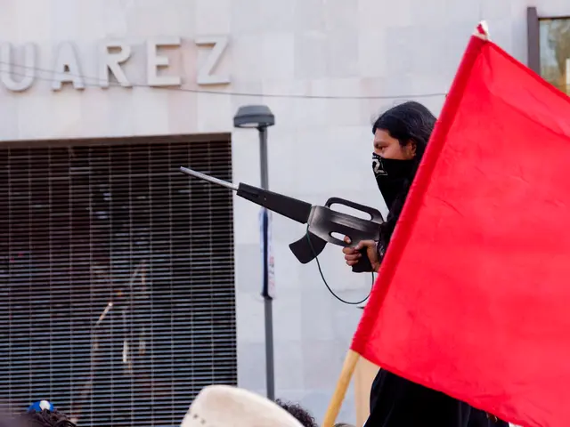 Neighbor threatened, results in law enforcement intervention