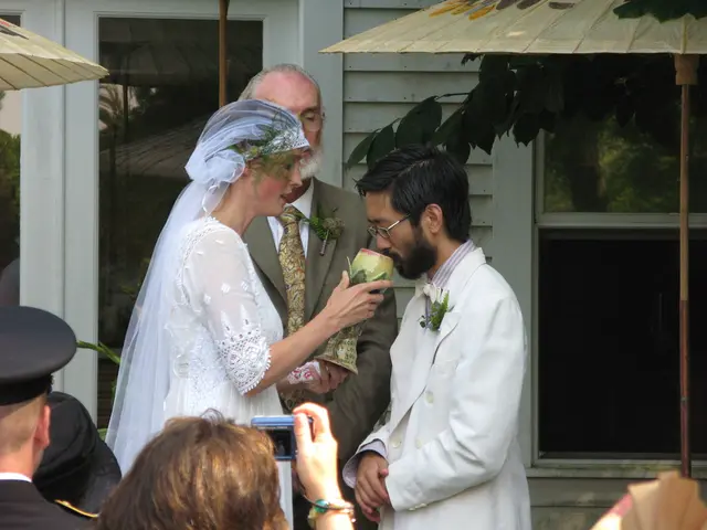 Movies highlighting relationships between older females and younger males in a romantic context