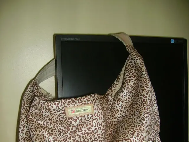 New Kindle Case Introduced by PopSockets