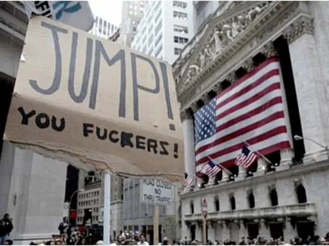 Local officials gather with Immigration and Customs Enforcement, yielding no arrangements for law...