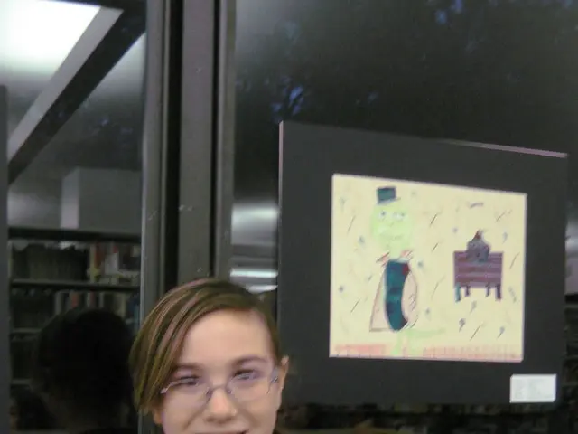 Struggling Student Contemplates Future Career Path: Need Guidance on University Major Selection