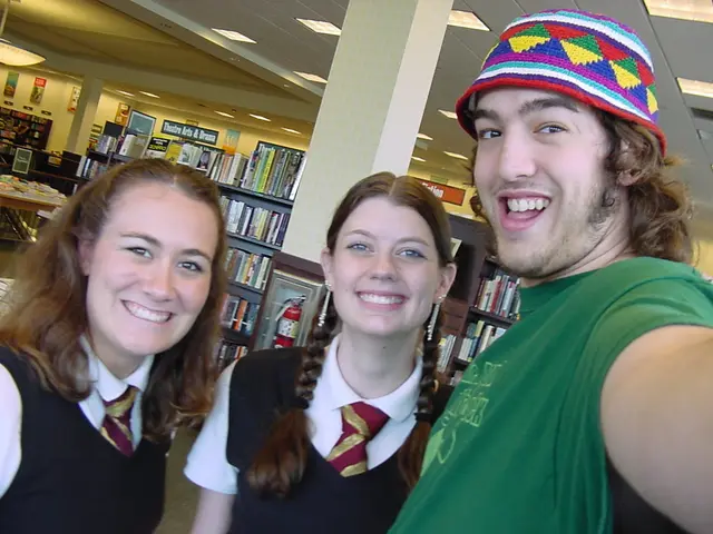 Digital Books vs. Traditional Textbooks