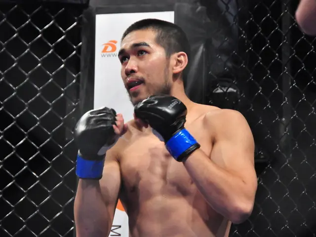 Utilizing Hot and Cold Treatments for Golfer's Elbow Relief